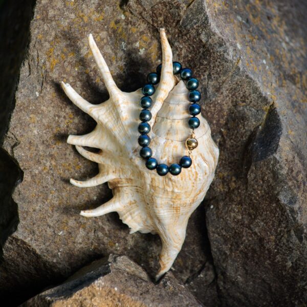 9-10mm AA+ Green-Blue Freshwater Pearl Bracelet