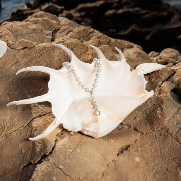 9-10mm AA+ 2Way Wear White Freshwater Pearl & Diamonds Necklace