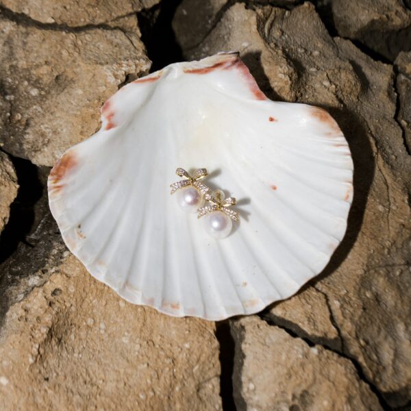 11-12mm AA White Freshwater Pearl Earrings