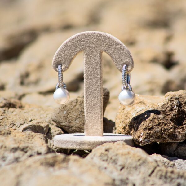 9-10mm AA+ White Freshwater Pearl and Diamonds Earrings