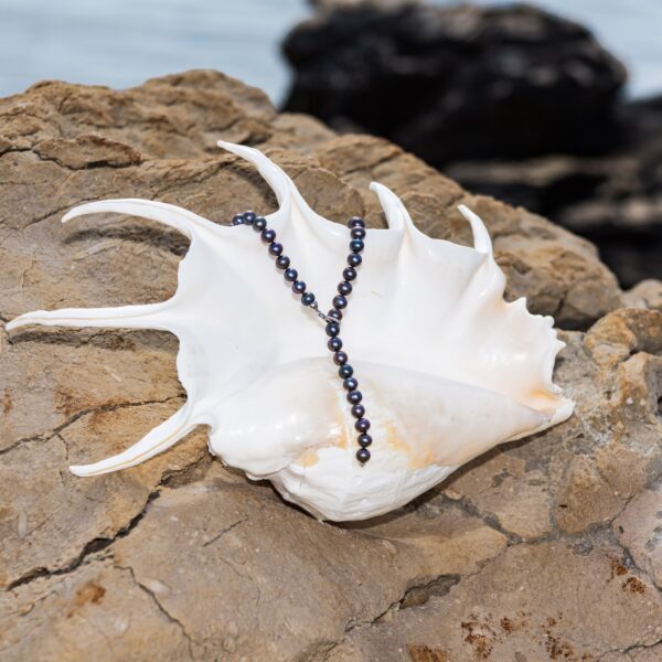 7-8mm AA+ Black Freshwater Pearl and Diamond Necklace