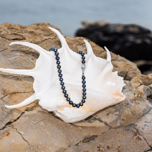 9-10mm AA+ 2 Way Wear Black Freshwater Pearl Necklace