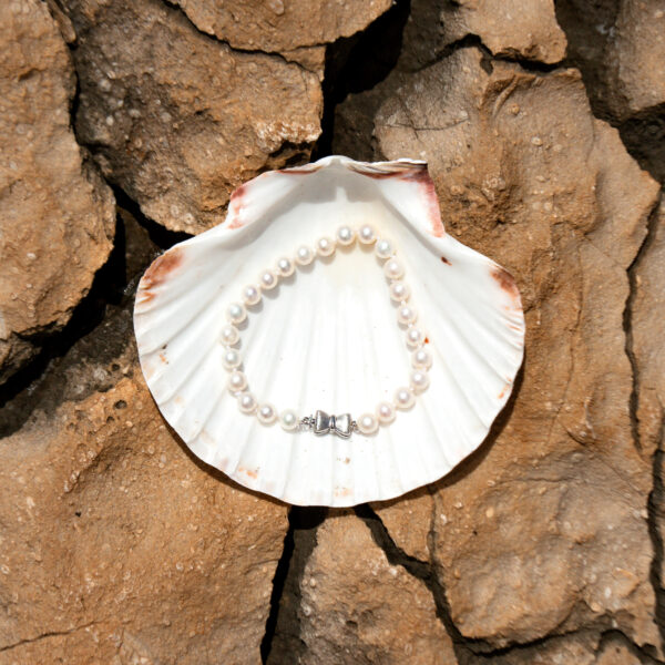 8-8.5mm White Freshwater Pearl Bracelet