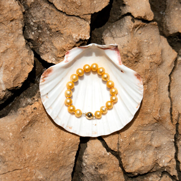 9-10mm AA Golden Colour Freshwater Pearl Bracelet
