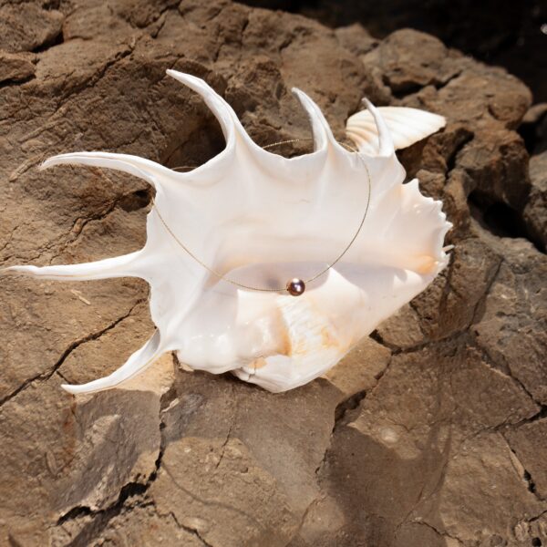 11mm AA+ Metallic Pink/Lilac Freshwater Pearl with Chain