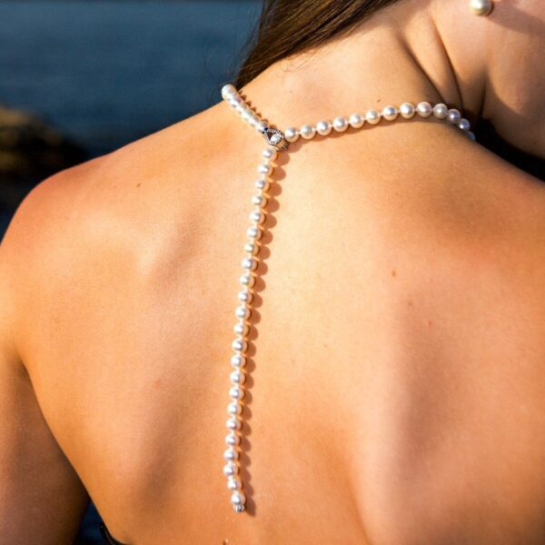 7mm AA+ White Freshwater Pearl & Diamonds Necklace