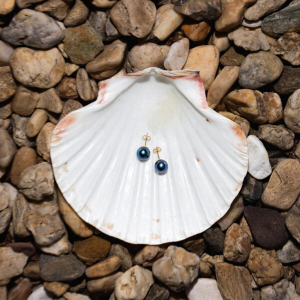 7-11mm AA+ Green/Blue Freshwater Pearl Stud Earrings