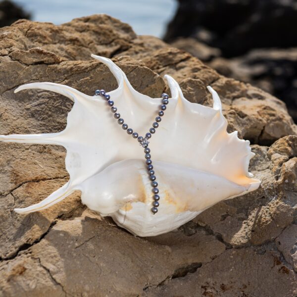 7mm AA+ Grey Freshwater Pearl & Diamond Necklace