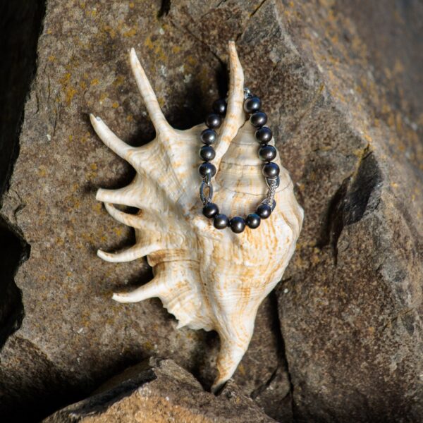 8-9 AA+ Black Freshwater Pearl & Diamonds Bracelet