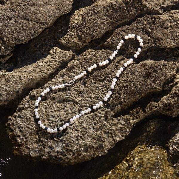 6mm AA White Freshwater Pearl & Square Black Hematite Stones Necklace